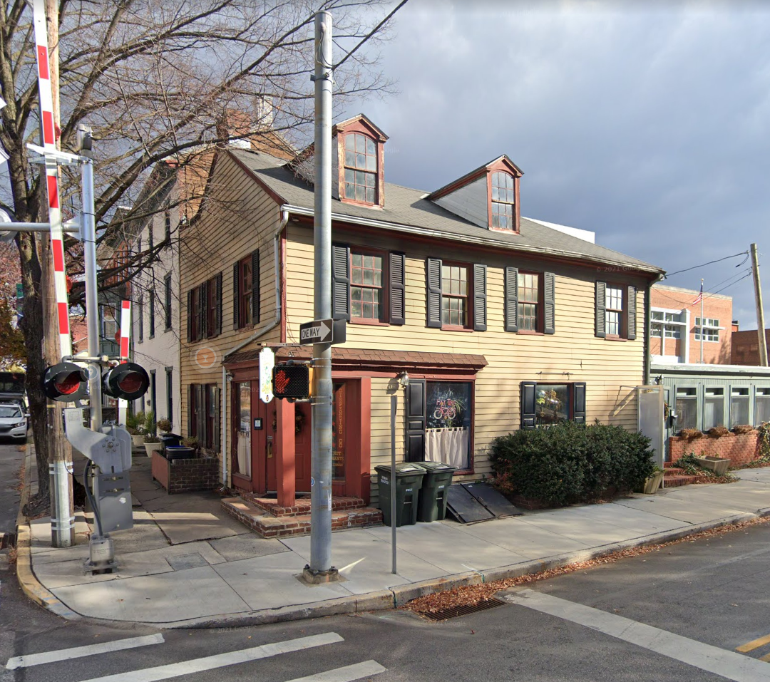 York Pennsylvania Corner Store and Apartment
