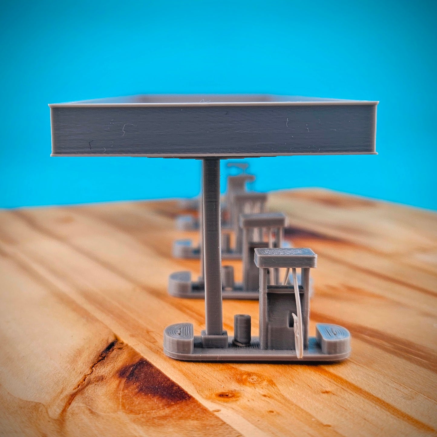 Truck Stop Pumps - Scale Building